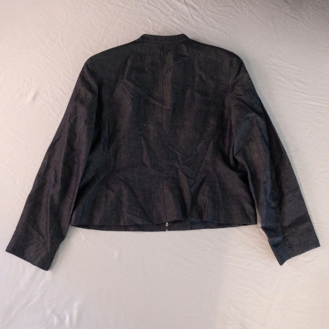 Jones New York vintage blue denim zip jacket women's size 14 with padded shoulders and side pockets image 7