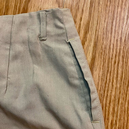 Hunter Vintage Tan Khaki High Rise Pleated Shorts Womens 6