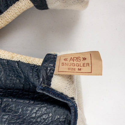 Aris Snuggler Vintage Blue Beige Vinyl Knit Gloves Womens One Size