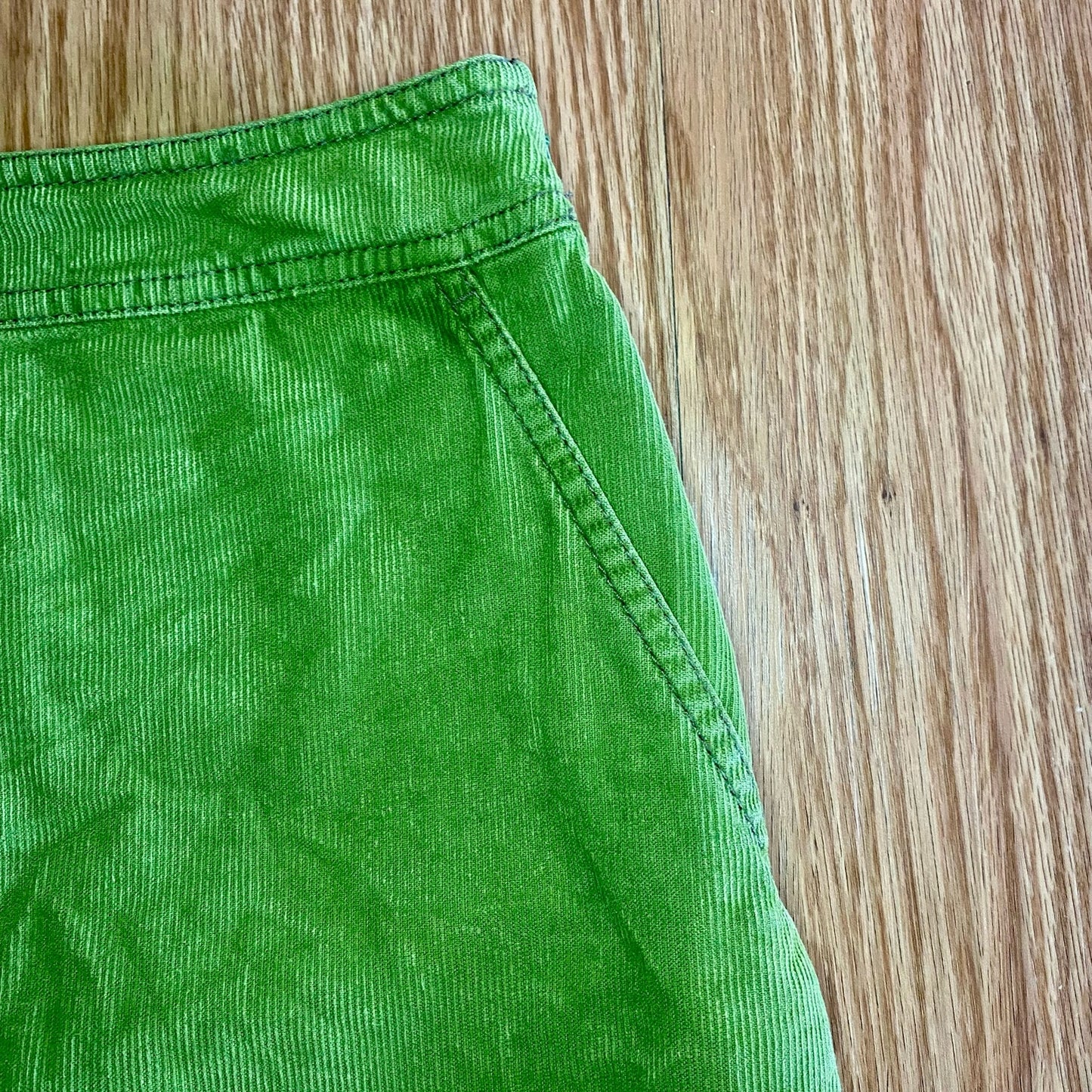 Boden Preppy Green Corduroy Mini Skirt Womens 8 Regular