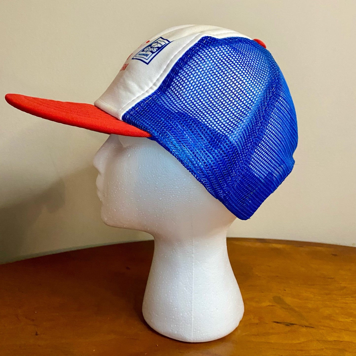 DA S&T Hardware Vintage White Trucker Hat Unisex Mens One Size