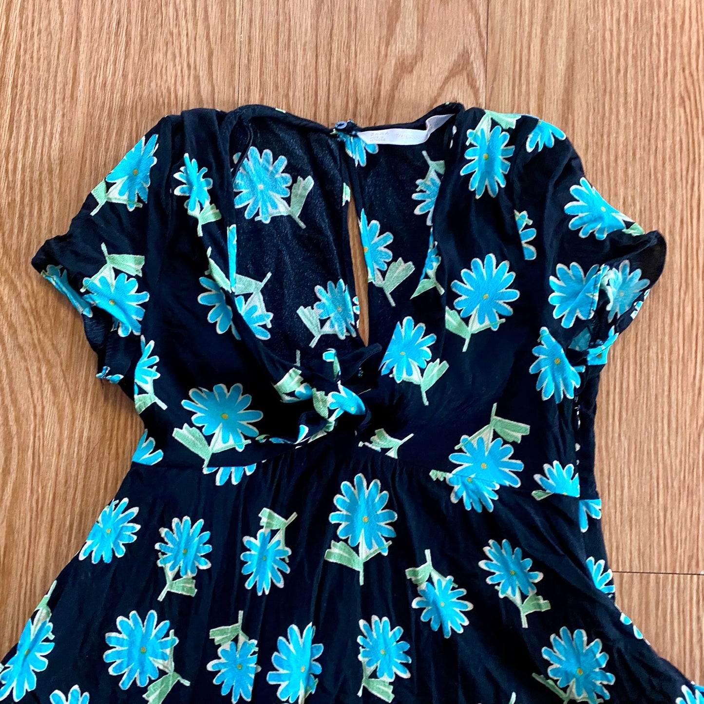 Zara Black Floral Daisy Peplum Blouse Top Womens Small