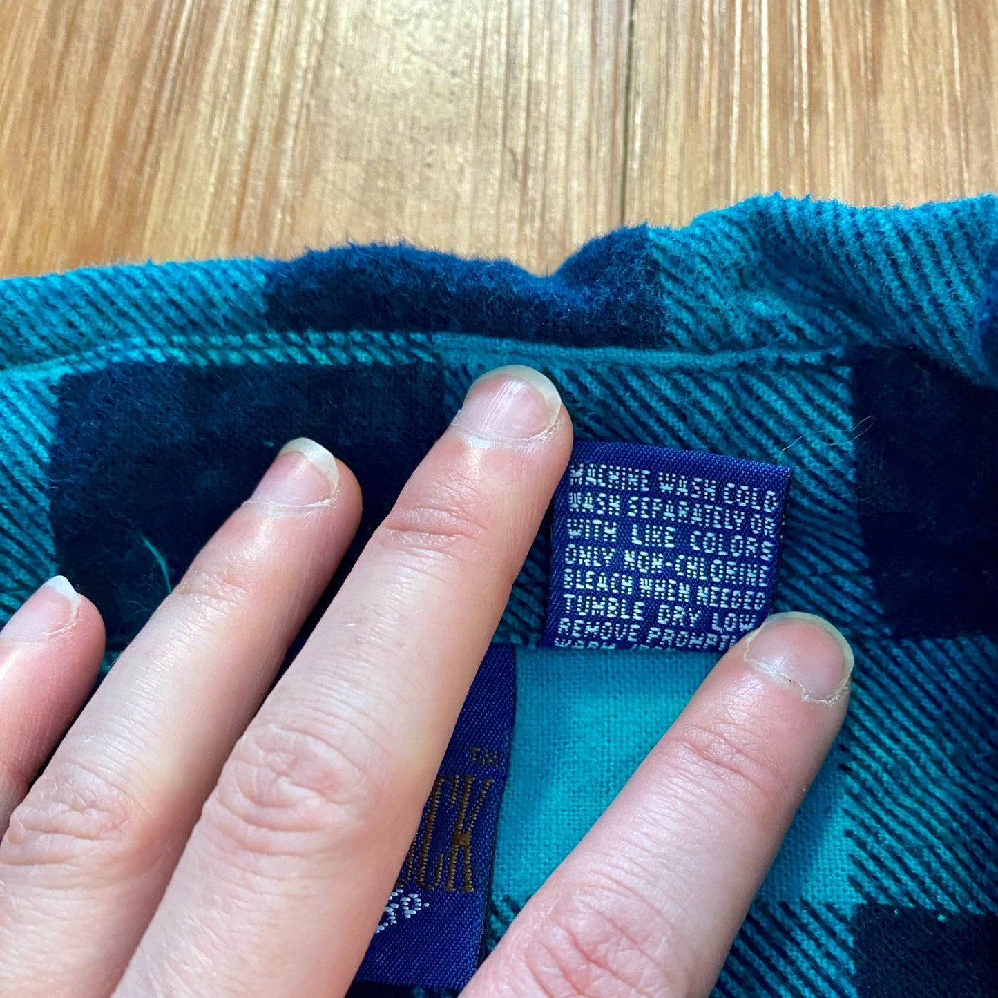 Saugatuck Dry Goods Green Teal Plaid Flannel Shirt Mens Medium