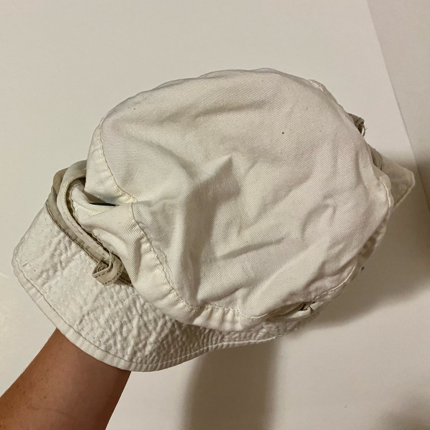 Totes Y2K White Bucket Hat Water Sport Hat Unisex One Size