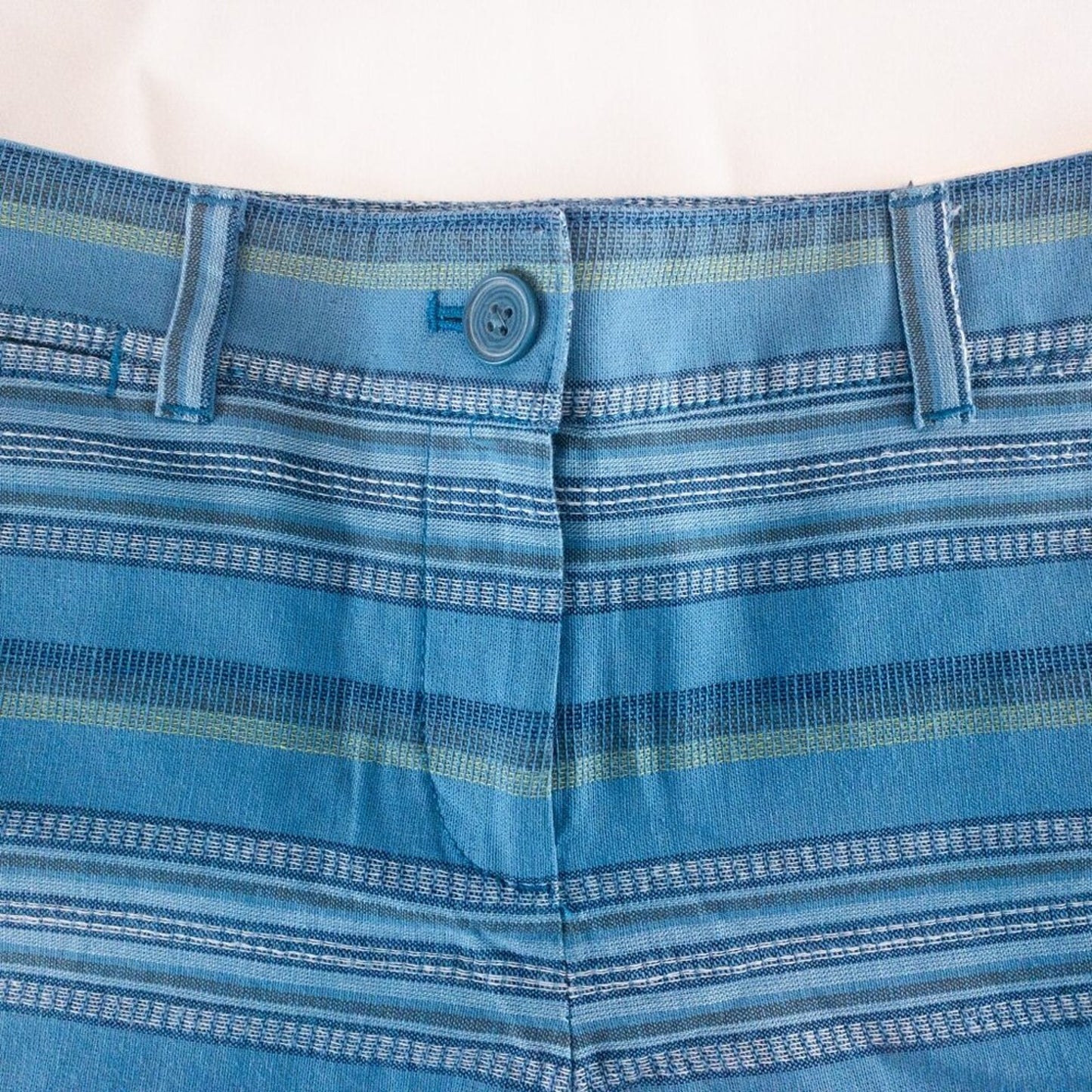 Ann Taylor LOFT Striped Blue Green White Mini Shorts Womens Size 2