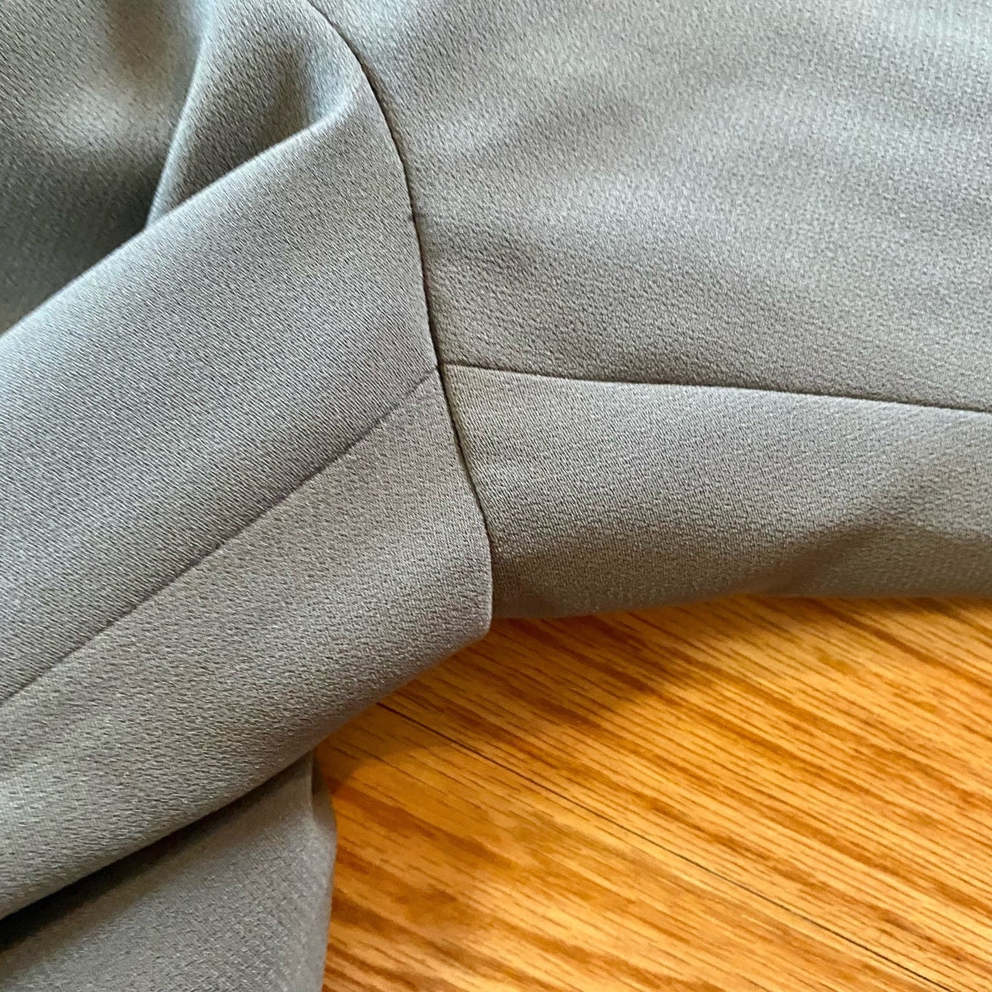 Tahari Levine Vintage Gray Straight Leg Dress Pants Womens 10