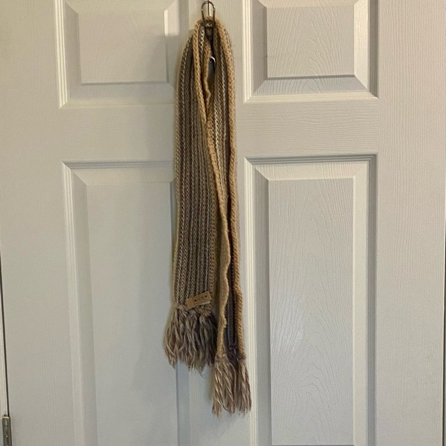 Aris Tan Striped Knit Tassel Scarf Unisex Womens One Size