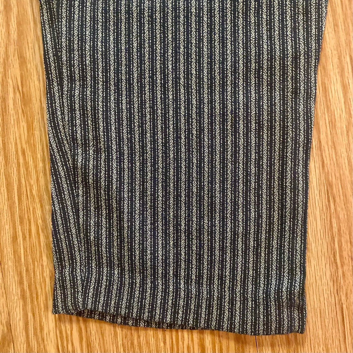 Kellwood Company Black Gray Striped Slim Pants Womens 4