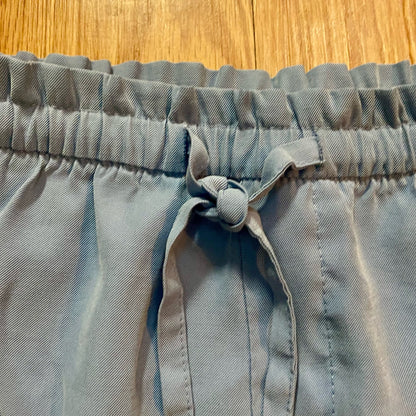 Old Navy Mount Shasta Soft Fashion Blue Comfy Shorts Womens Medium