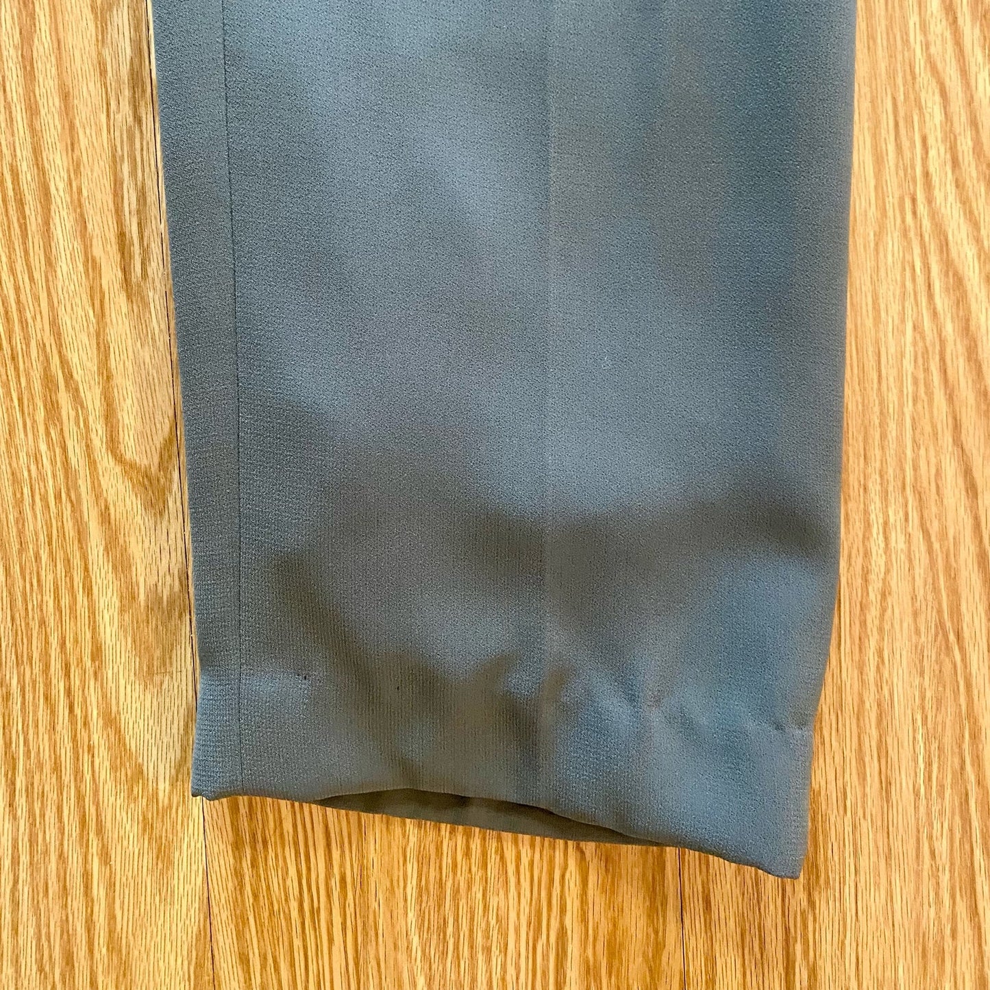 Tahari Levine Vintage Gray Straight Leg Dress Pants Womens 10
