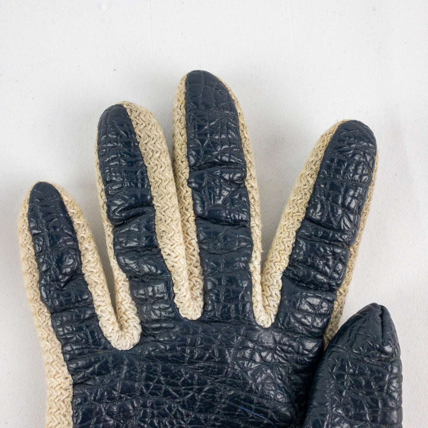 Aris Snuggler Vintage Blue Beige Vinyl Knit Gloves Womens One Size