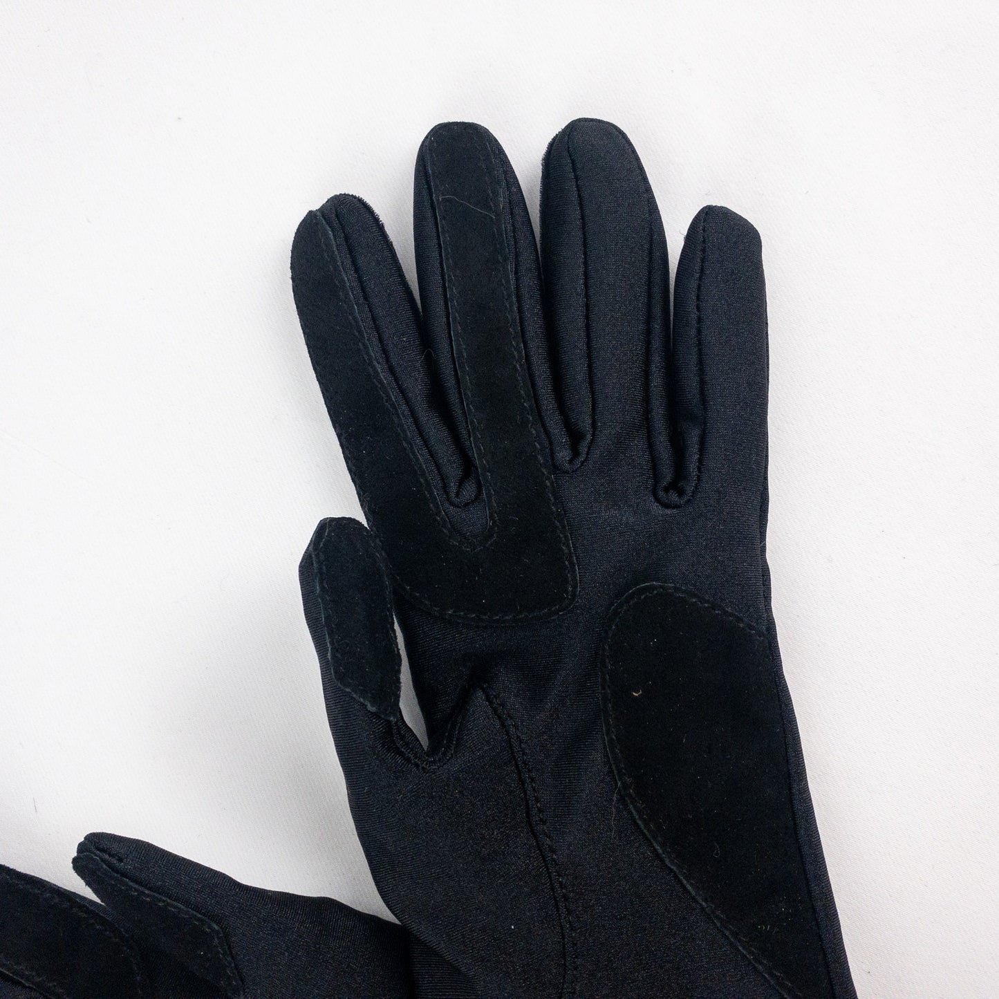 Totes Isotoner Black Leather Patch Nylon Gloves Womens Small 6