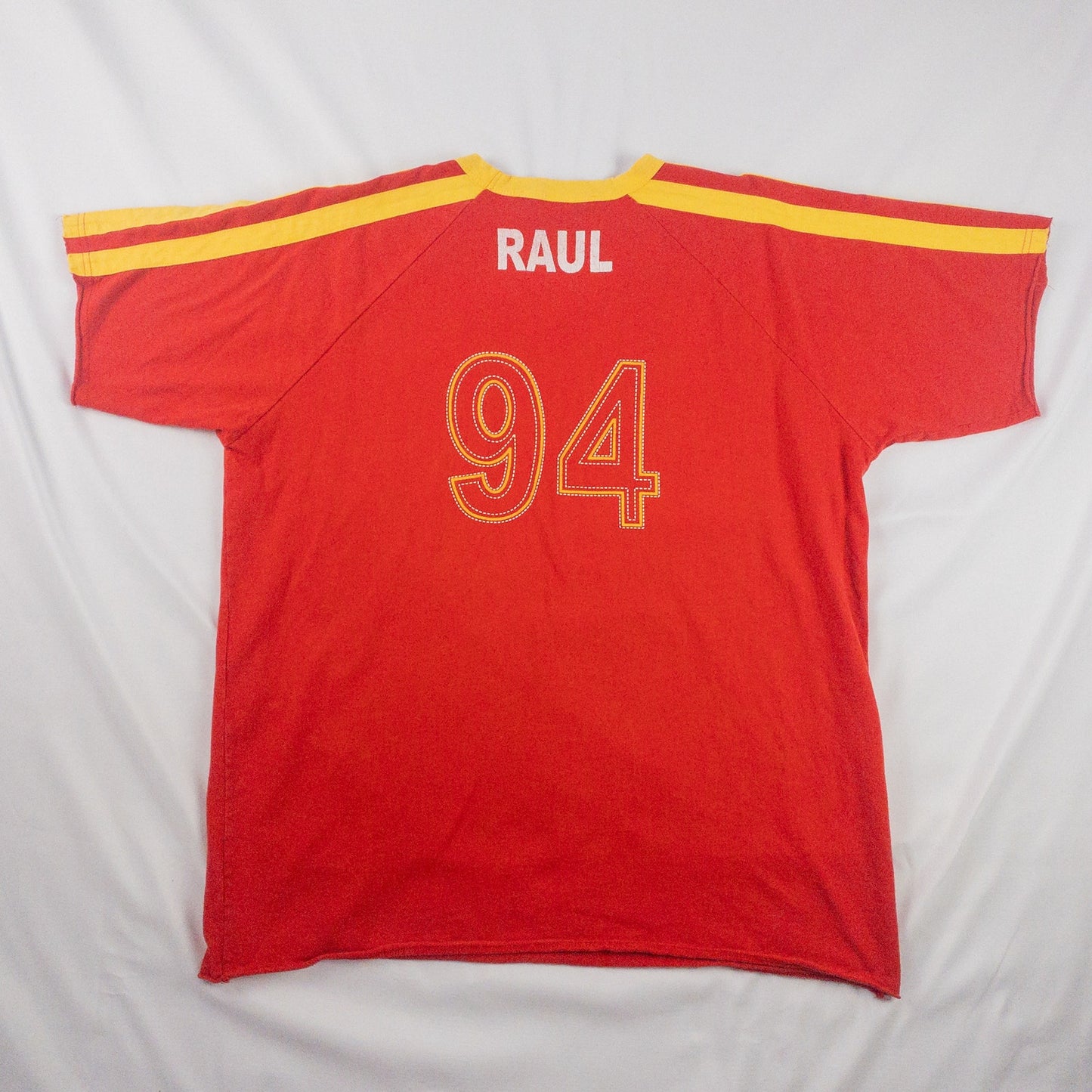 Voi Jeans Red Yellow Raw Hem Soccer Football Tee Shirt Mens Large