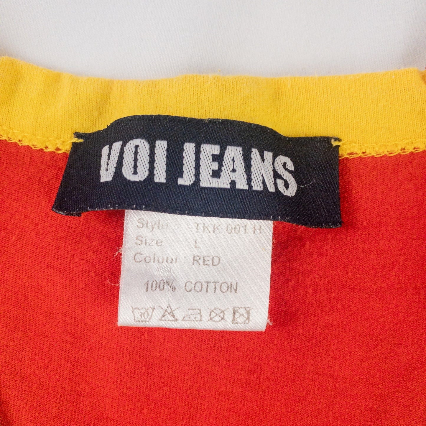 Voi Jeans Red Yellow Raw Hem Soccer Football Tee Shirt Mens Large