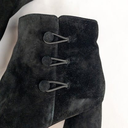 Nine West KerryLeeo Black Suede Button Ankle Booties Boots Womens 8.5