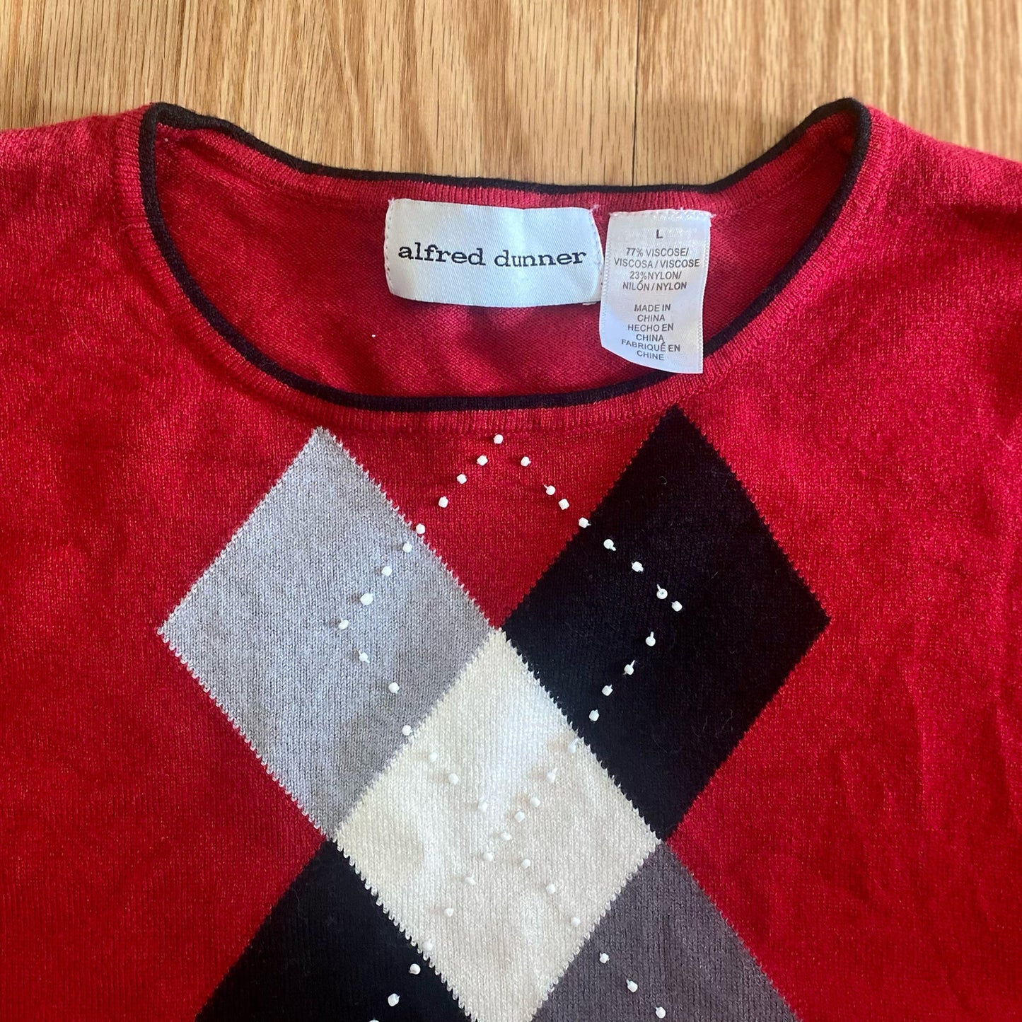 Alfred Dunner Red Diamond Beaded Blouse Shirt Top Womens Large