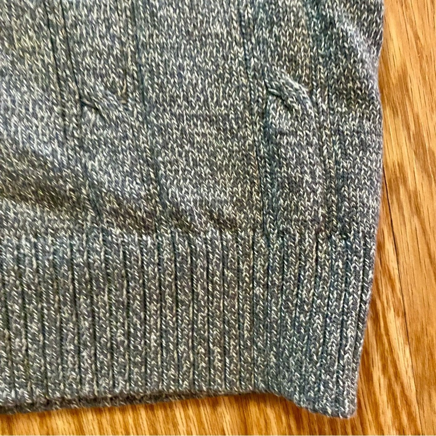 Northwest Territory Gray Cable Knit Fuzzy Pullover Sweater Mens Medium