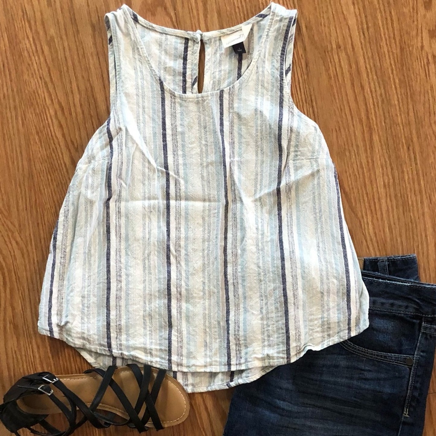 Universal Thread Striped Blue White Linen Crop Tank Top Womens Small